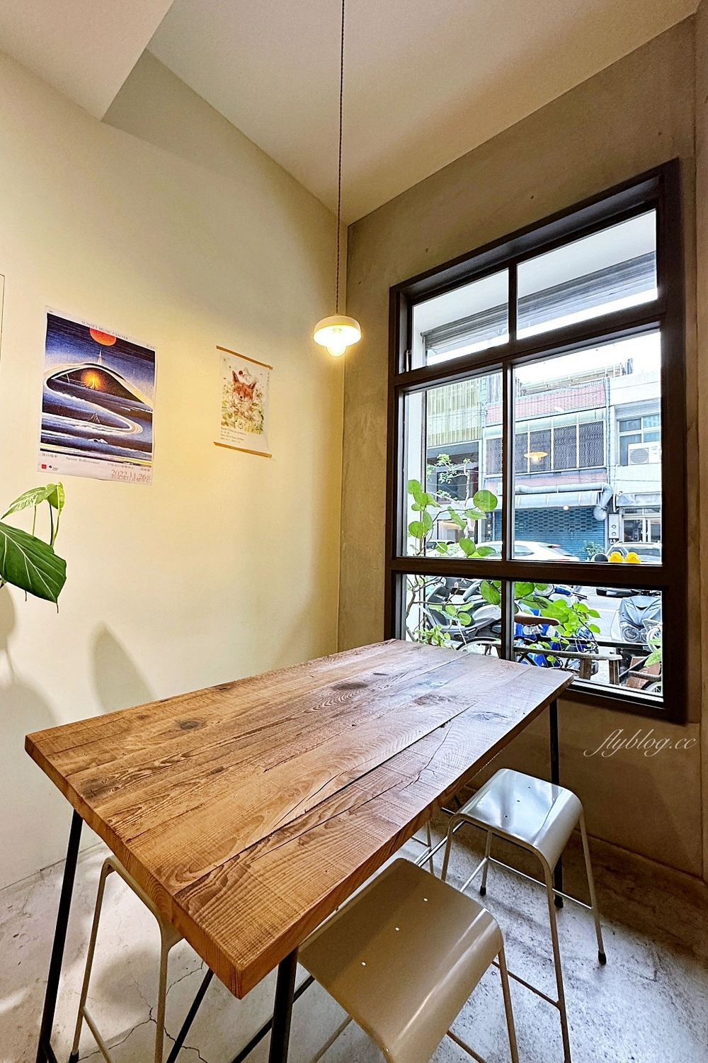 新竹竹北｜abrazamoslavida cafe 歲月靜好咖啡館，享受閒逸的空間，美味的自製甜點和手沖咖啡 @飛天璇的口袋