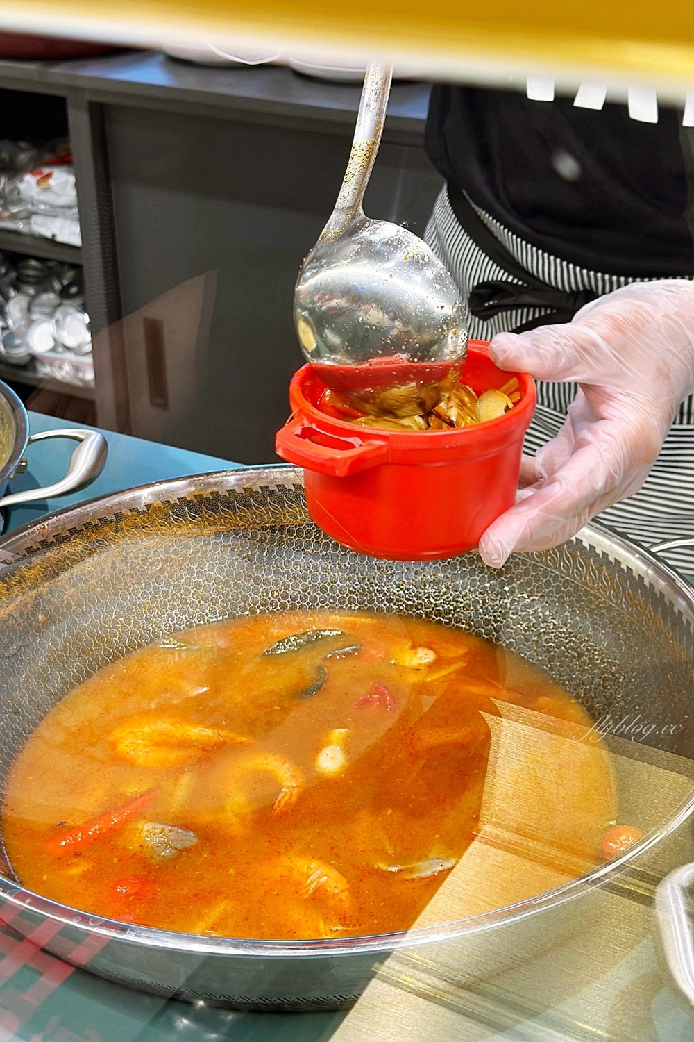 台中東區｜Siam Siam Express，到LaLaport吃泰式自助餐，一個人也可以吃泰式料理 @飛天璇的口袋