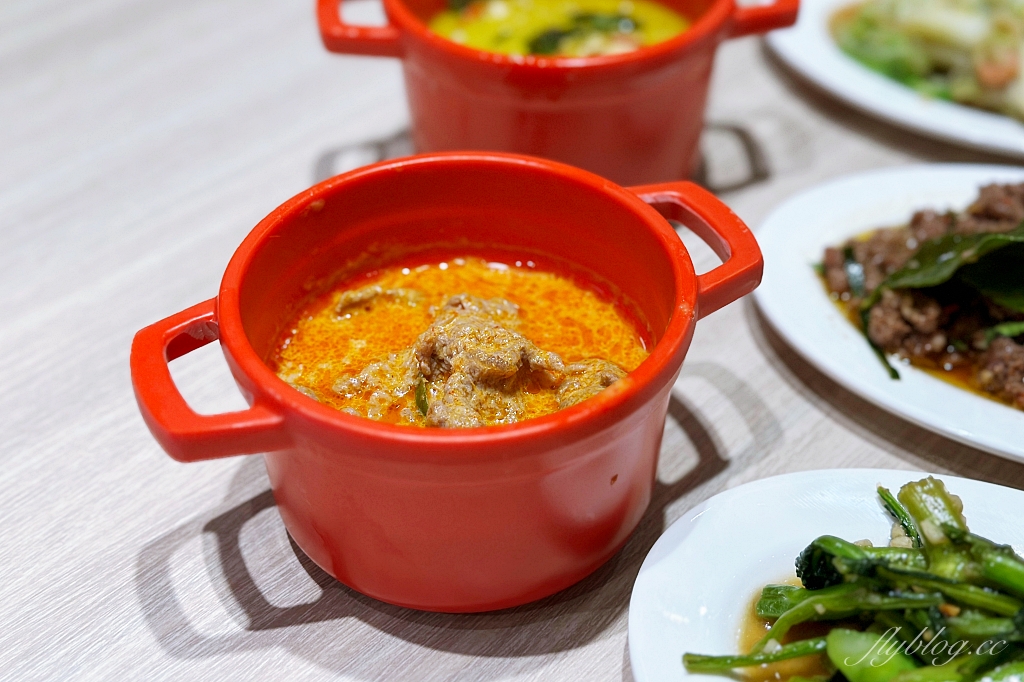 台中東區｜Siam Siam Express，到LaLaport吃泰式自助餐，一個人也可以吃泰式料理 @飛天璇的口袋