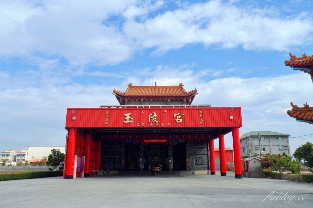 彰化秀水｜金陵村花海盛開中，日本味十足的建築寶灝禪寺，金陵風箏花海節1/15開跑 @飛天璇的口袋