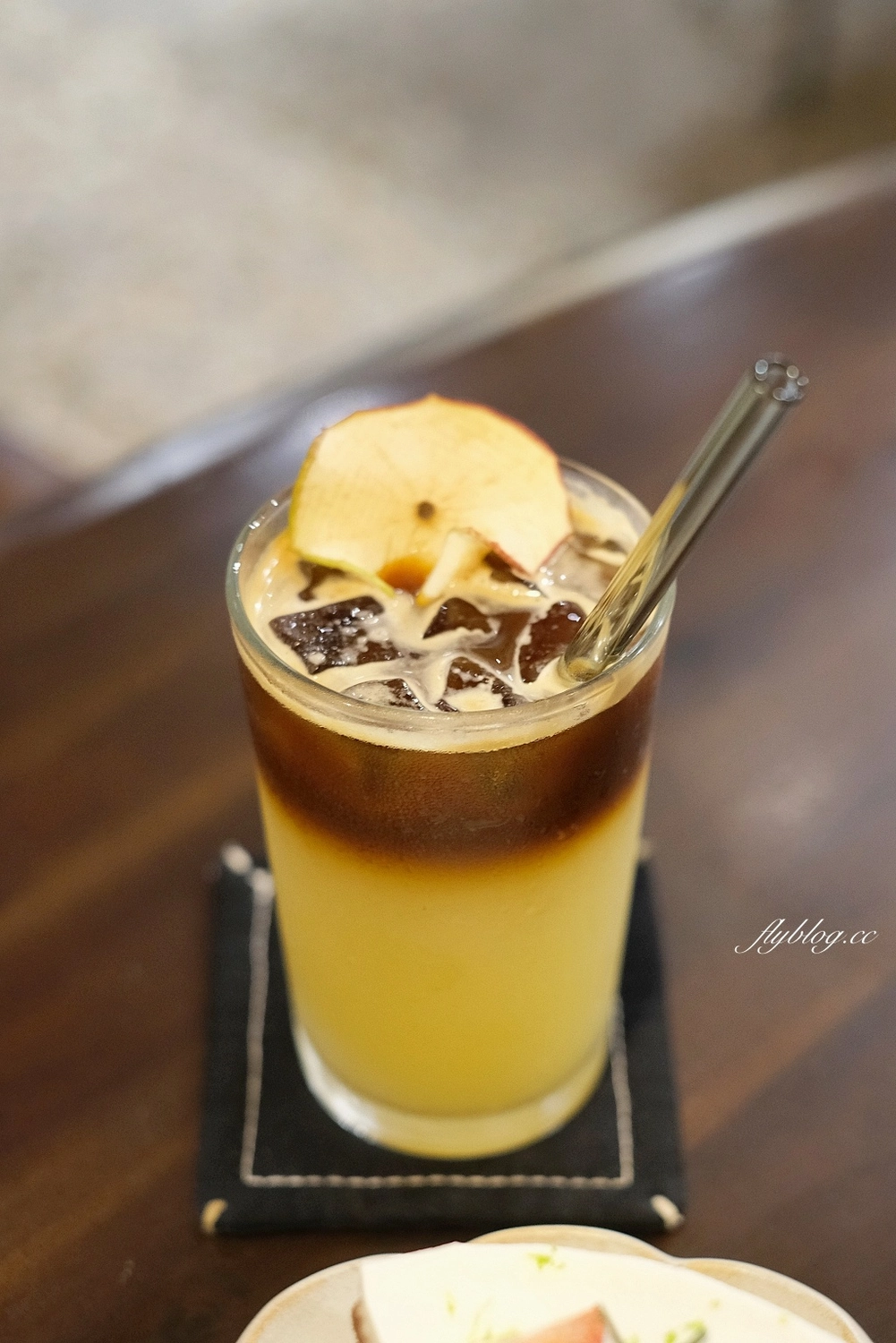 台中東區｜LIGAWA dessert 哩嘎哇，台中東區老宅咖啡館，甜點咖啡都很有水準 @飛天璇的口袋