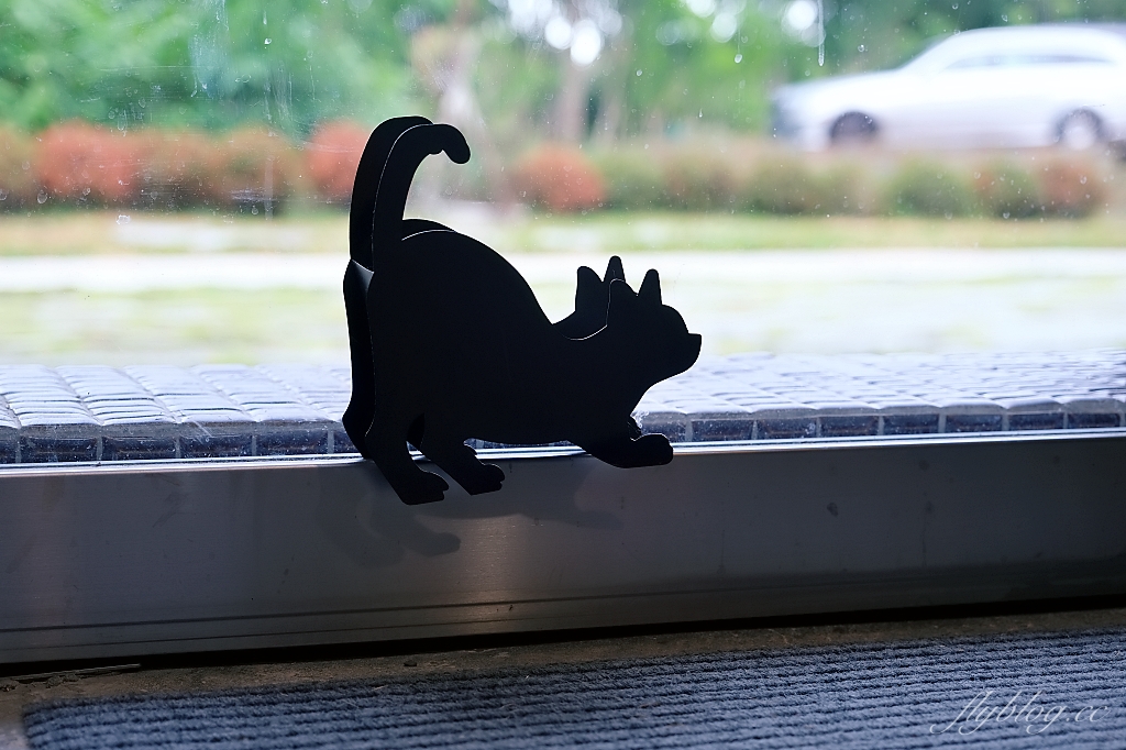 宜蘭頭城｜小溪邊咖啡．依山傍水的平房咖啡館，享受在外婆家喝咖啡的感覺 @飛天璇的口袋