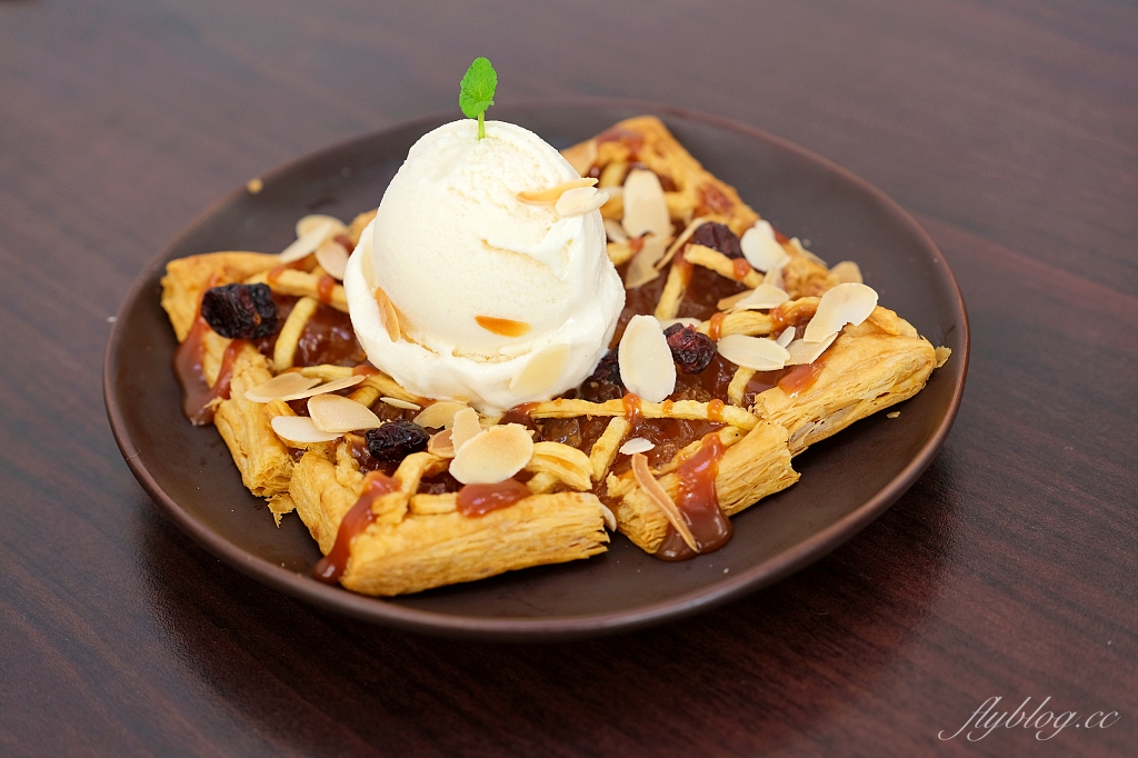 台中西區｜溪木Simmogu Cuisine．綠意擁蔟的玻璃屋建築，超有水準的台菜創意餐廳 @飛天璇的口袋