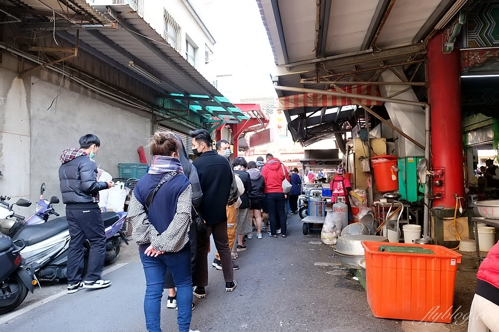 嘉義新港｜新港生炒鴨肉羹，奉天宮必吃排隊美食，一碗45元的銅版美食 @飛天璇的口袋