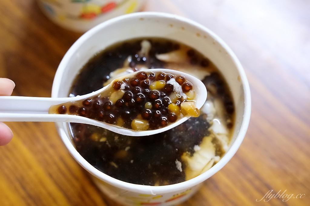 嘉義新港|大樹腳阿欽伯粉圓,新港超人氣的粉圓冰專賣店,品嚐銅板價的古早味 @飛天璇的口袋 嘉義新港|大樹腳阿欽伯粉圓,新港超人氣的粉圓冰專賣店,品嚐銅板價的古早味 @飛天璇的口袋