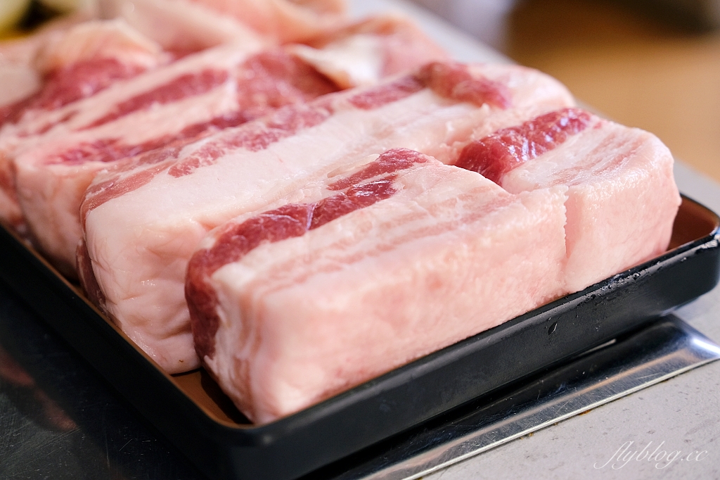 台中北屯｜料韓男台中北屯店，台北來的韓國熟成烤五花肉名店，個人平均消費550元起 @飛天璇的口袋