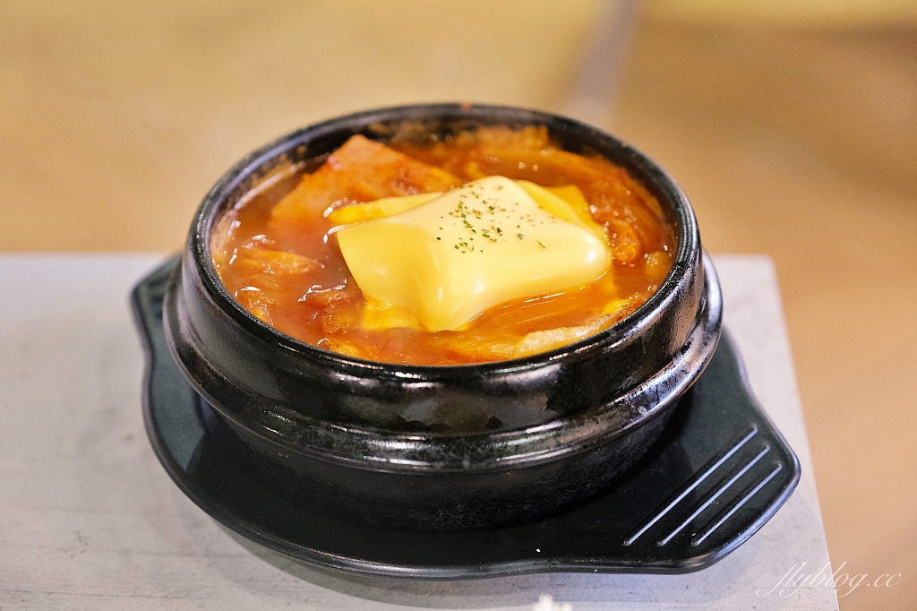 台中北屯｜料韓男台中北屯店，台北來的韓國熟成烤五花肉名店，個人平均消費550元起 @飛天璇的口袋