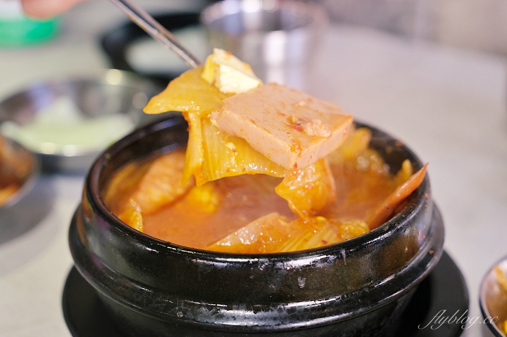 台中北屯｜料韓男台中北屯店，台北來的韓國熟成烤五花肉名店，個人平均消費550元起 @飛天璇的口袋