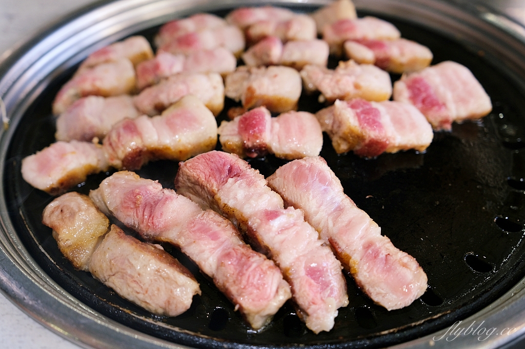 台中北屯｜料韓男台中北屯店，台北來的韓國熟成烤五花肉名店，個人平均消費550元起 @飛天璇的口袋