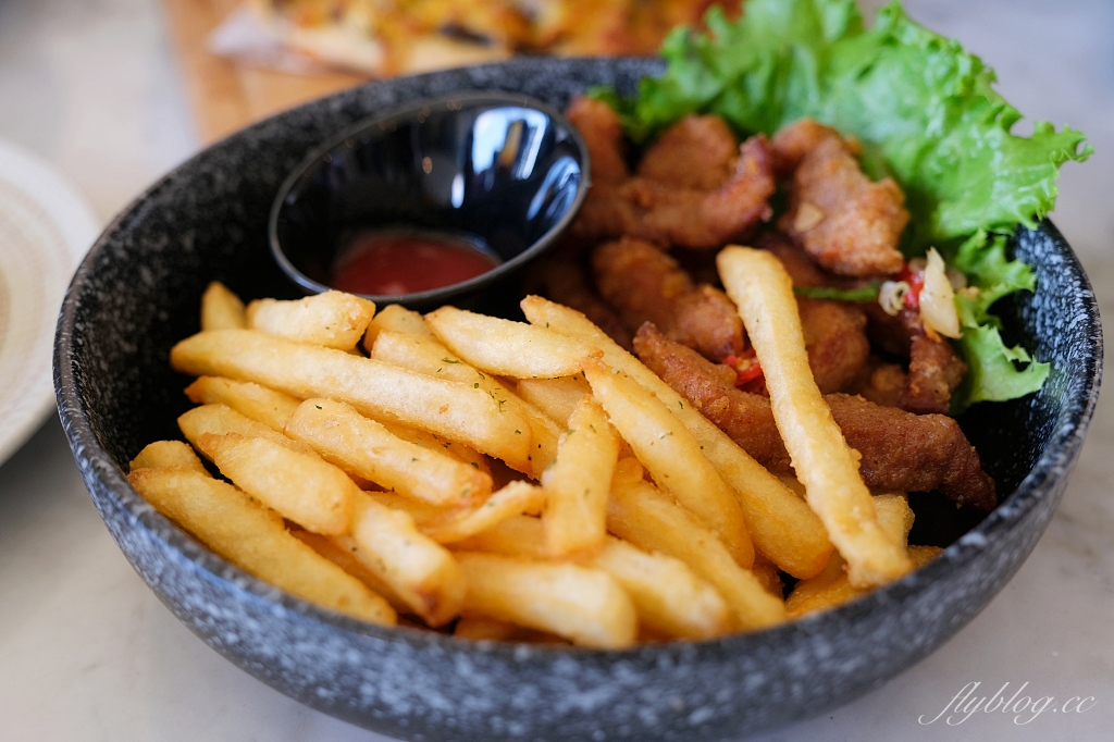 宜蘭頭城｜滿山望海．坐擁龜山島第一排海景，宜蘭最夯的景觀餐廳 @飛天璇的口袋