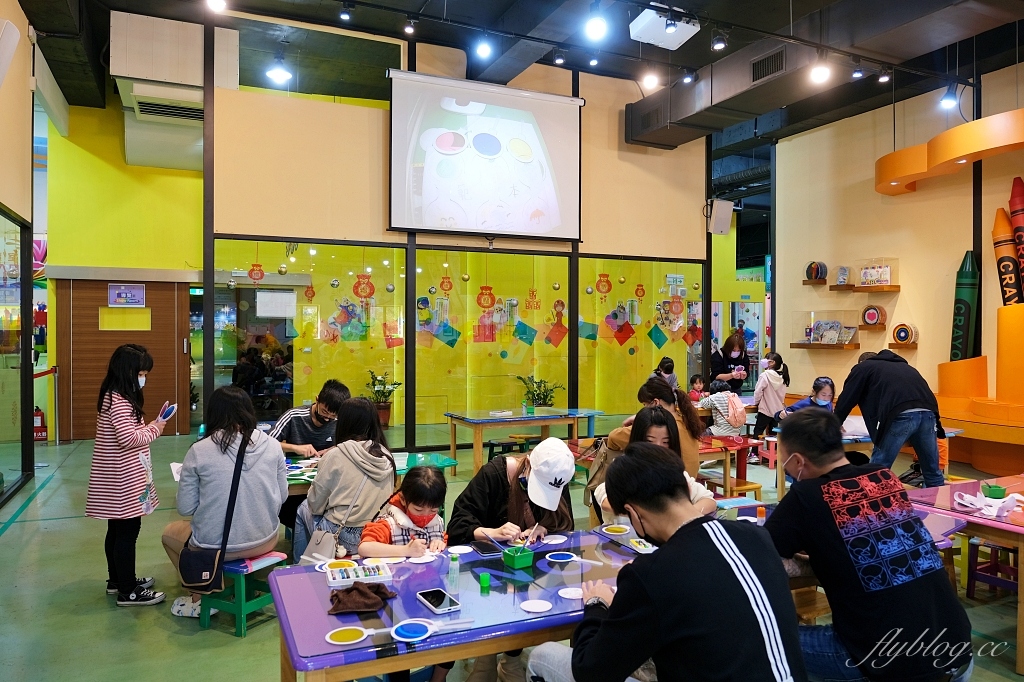 宜蘭蘇澳｜蜡藝蠟筆城堡，宜蘭巨大版臘筆觀光工廠，趣味手作DIY和彩虹溜滑梯 @飛天璇的口袋