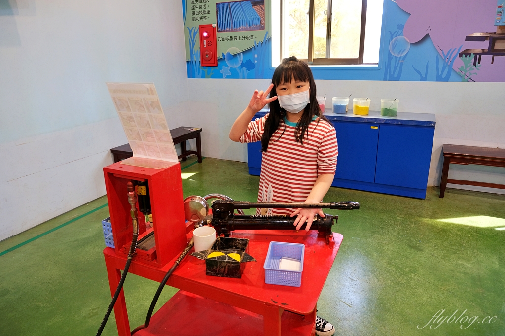 宜蘭蘇澳｜蜡藝蠟筆城堡，宜蘭巨大版臘筆觀光工廠，趣味手作DIY和彩虹溜滑梯 @飛天璇的口袋