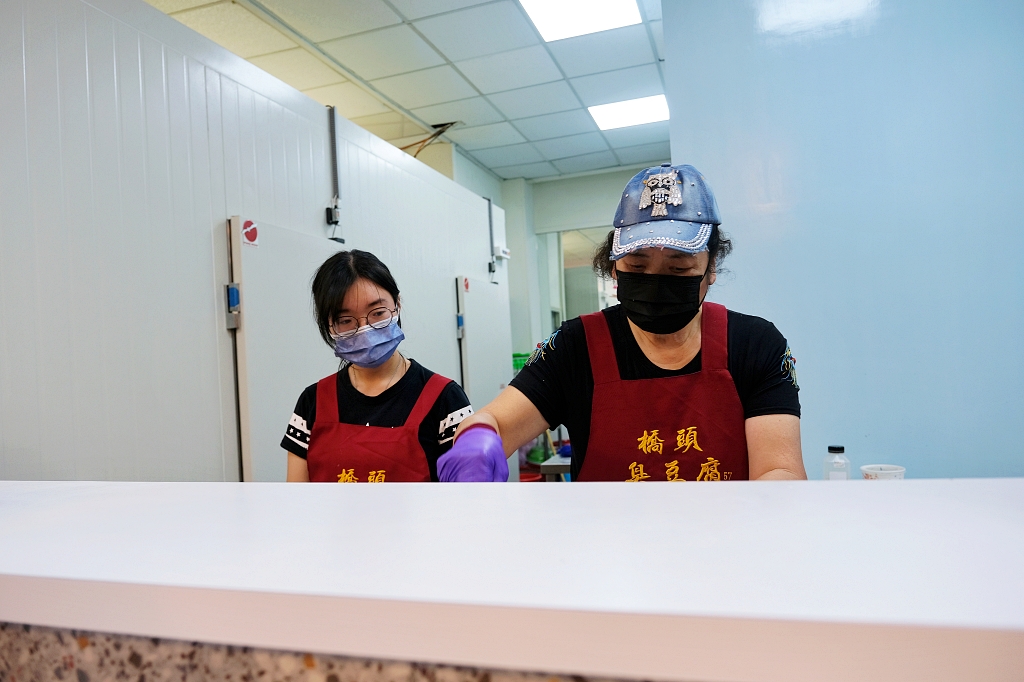 宜蘭礁溪｜玉里橋頭臭豆腐礁溪店，宜蘭也吃得到玉里臭豆腐，吃完只有相見不如懷念 @飛天璇的口袋