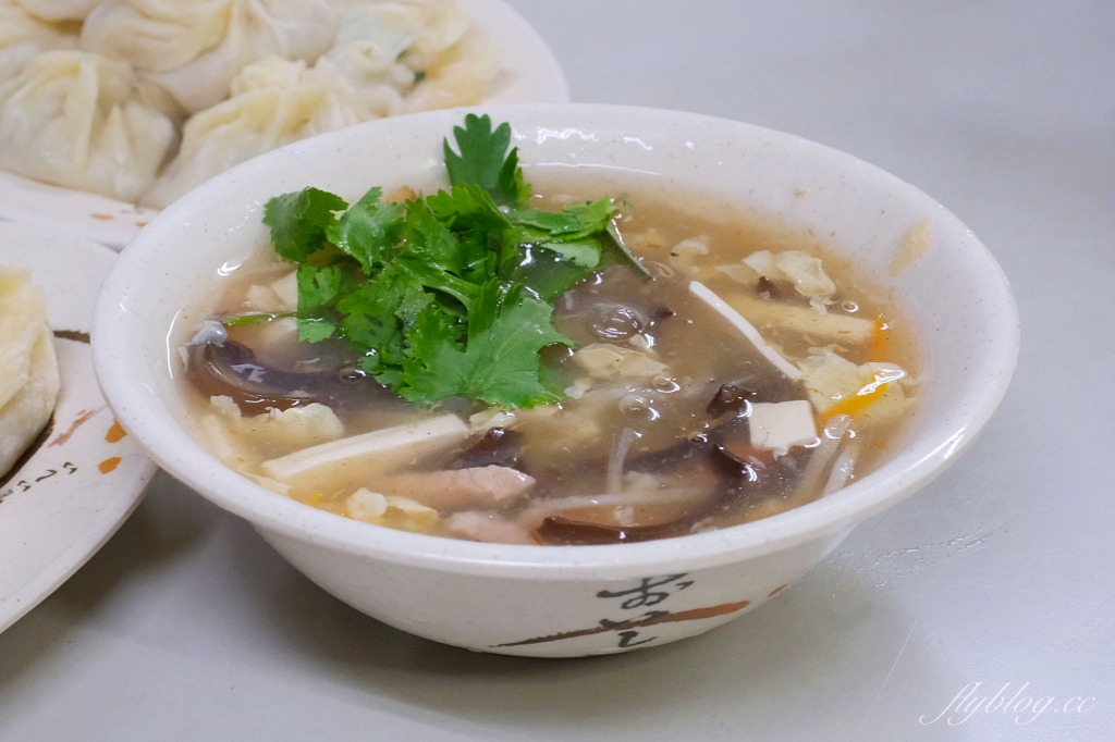 宜蘭羅東｜正常鮮肉小籠湯包，Google評論4.3顆星，皮薄多汁的現撖現包小籠包 @飛天璇的口袋