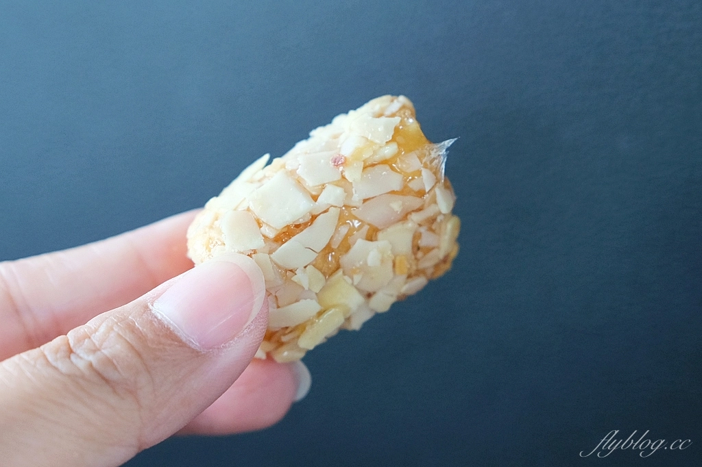 台中西區｜今日蜜麻花之家，台中知名伴手禮，蜜麻花杏仁香片都好吃 @飛天璇的口袋