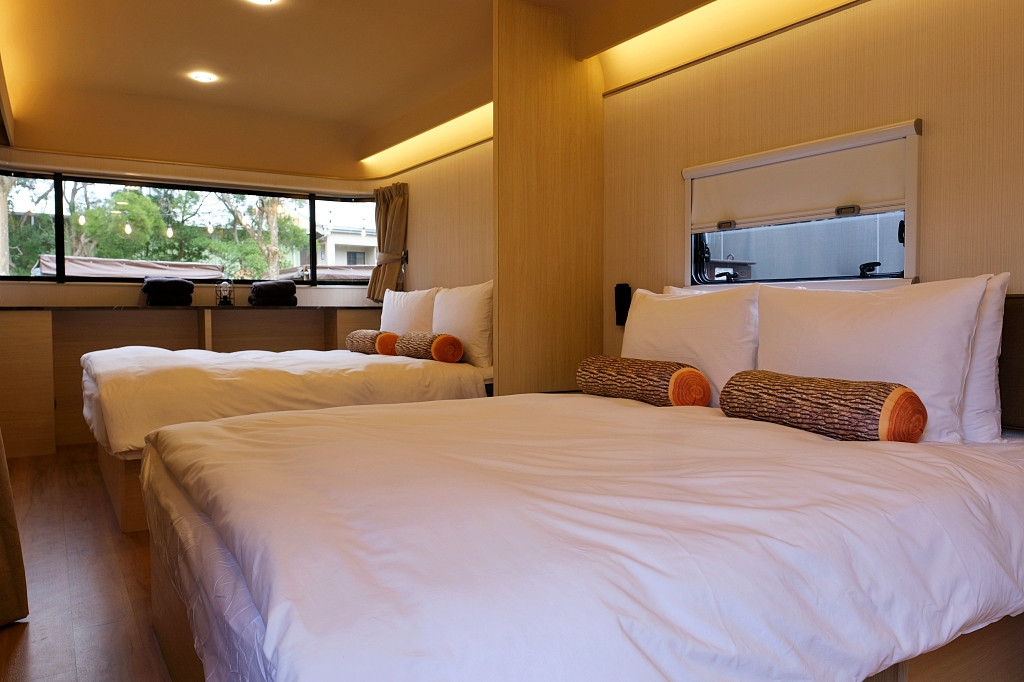 桃園龍潭｜朋趣Bon Chill Glamping．一泊四食豪華露營車，小孩子玩瘋的遊樂場 @飛天璇的口袋