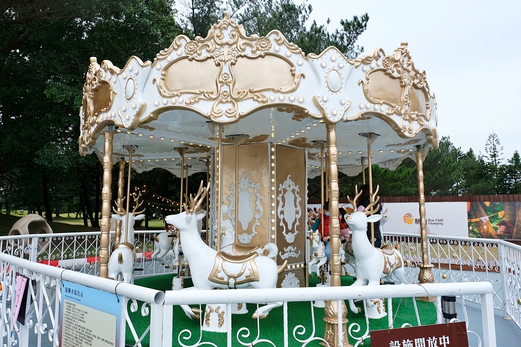 桃園龍潭｜朋趣Bon Chill Glamping．一泊四食豪華露營車，小孩子玩瘋的遊樂場 @飛天璇的口袋