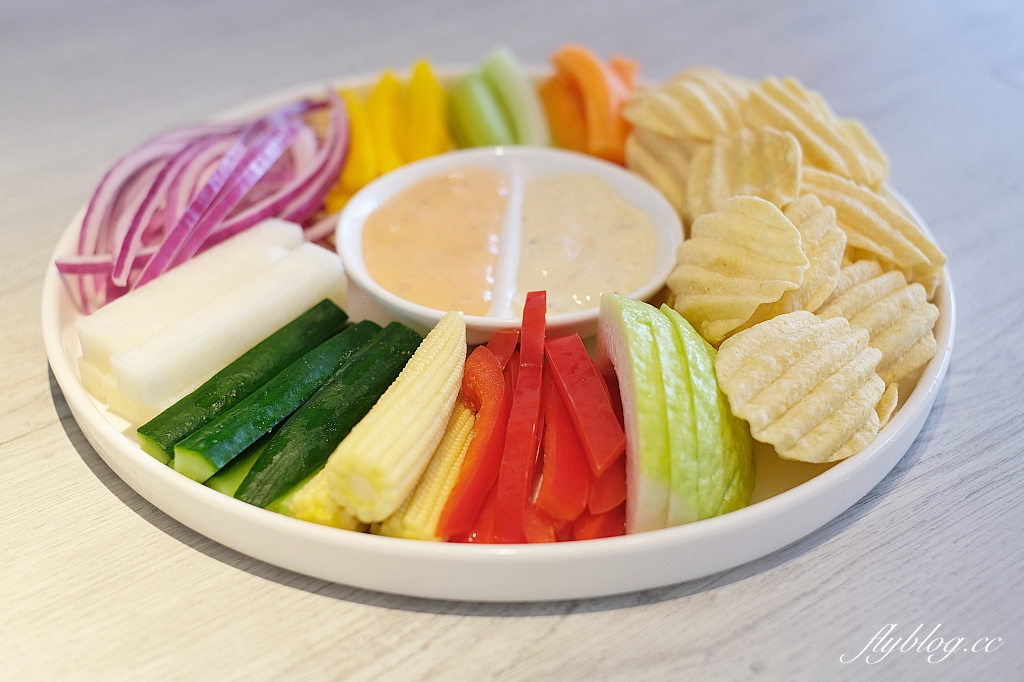 台中南屯｜三山燒肉，輕井澤最新燒肉品牌，訂位方式、菜單和食用心得分享 @飛天璇的口袋