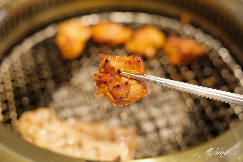 台中南屯｜三山燒肉，輕井澤最新燒肉品牌，訂位方式、菜單和食用心得分享 @飛天璇的口袋