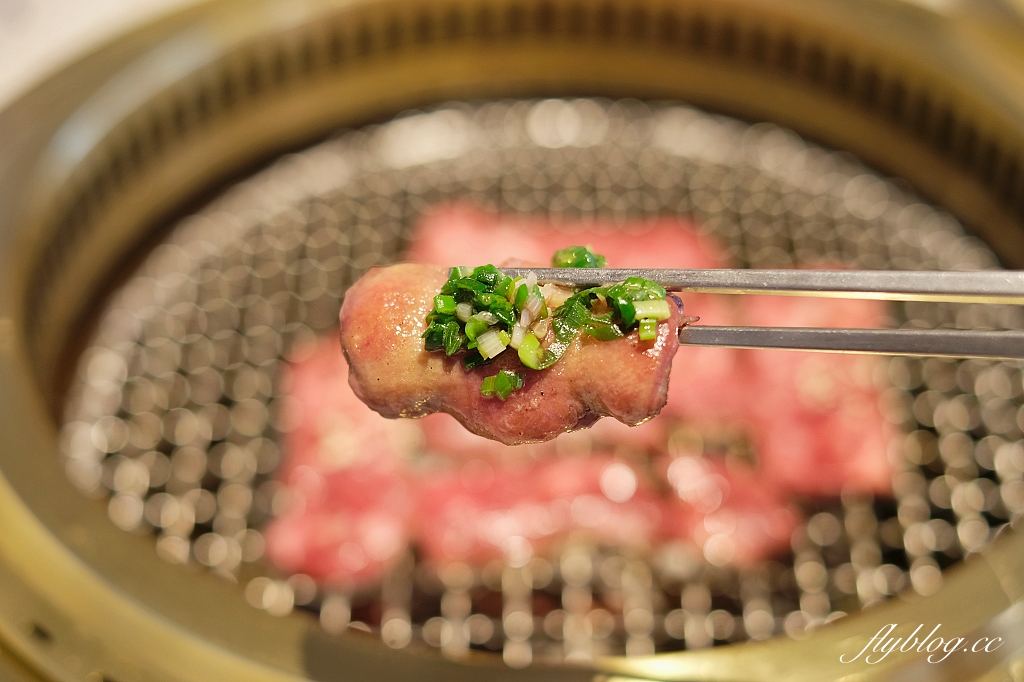 台中南屯｜三山燒肉，輕井澤最新燒肉品牌，訂位方式、菜單和食用心得分享 @飛天璇的口袋