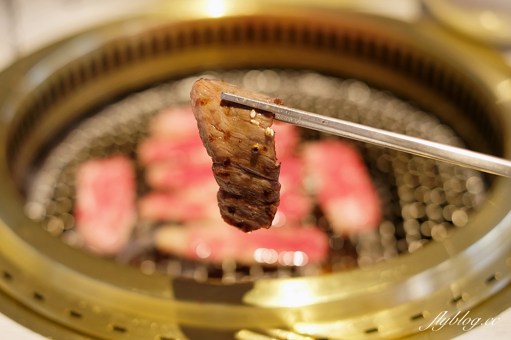 台中南屯｜三山燒肉，輕井澤最新燒肉品牌，訂位方式、菜單和食用心得分享 @飛天璇的口袋