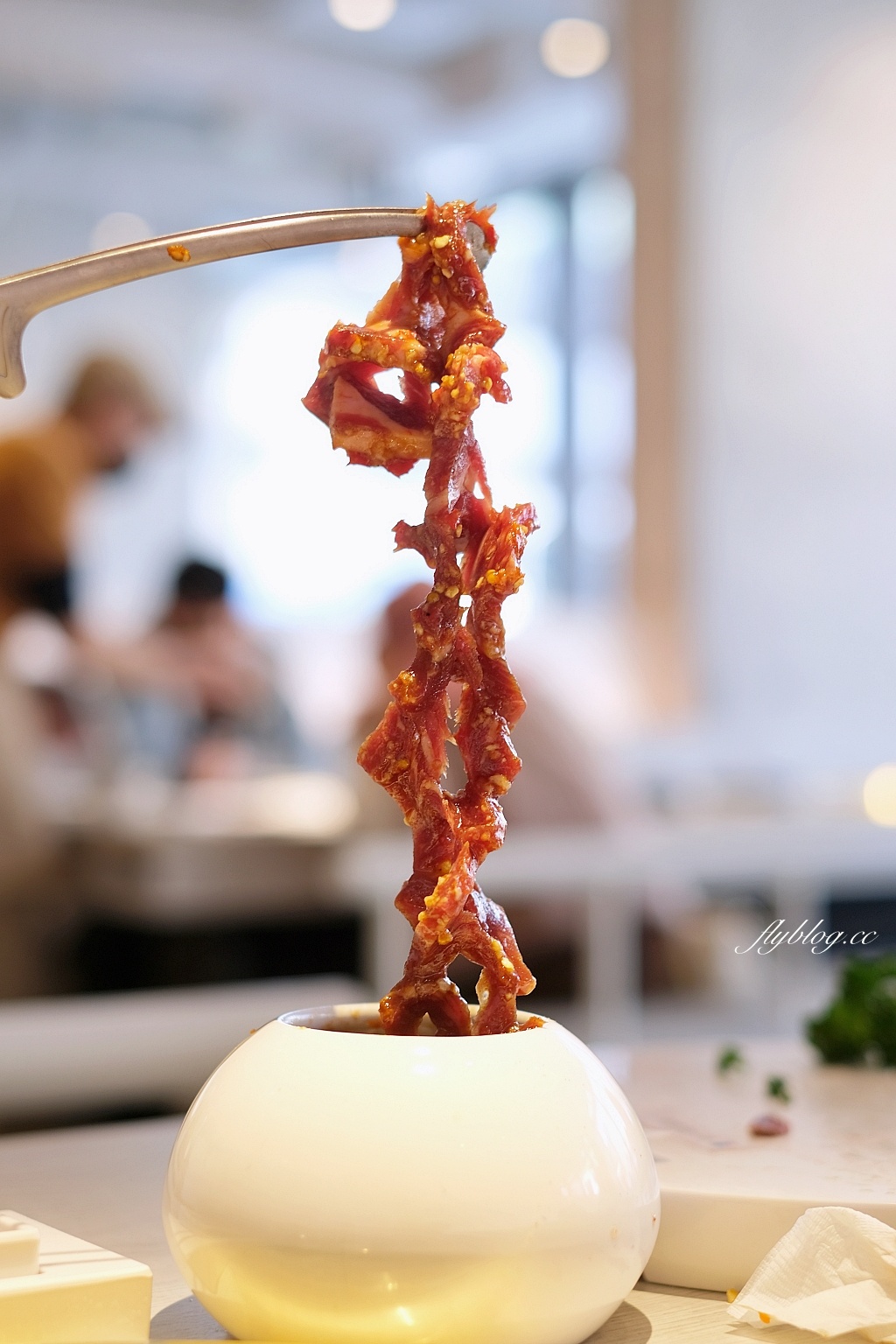 台中南屯｜三山燒肉，輕井澤最新燒肉品牌，訂位方式、菜單和食用心得分享 @飛天璇的口袋