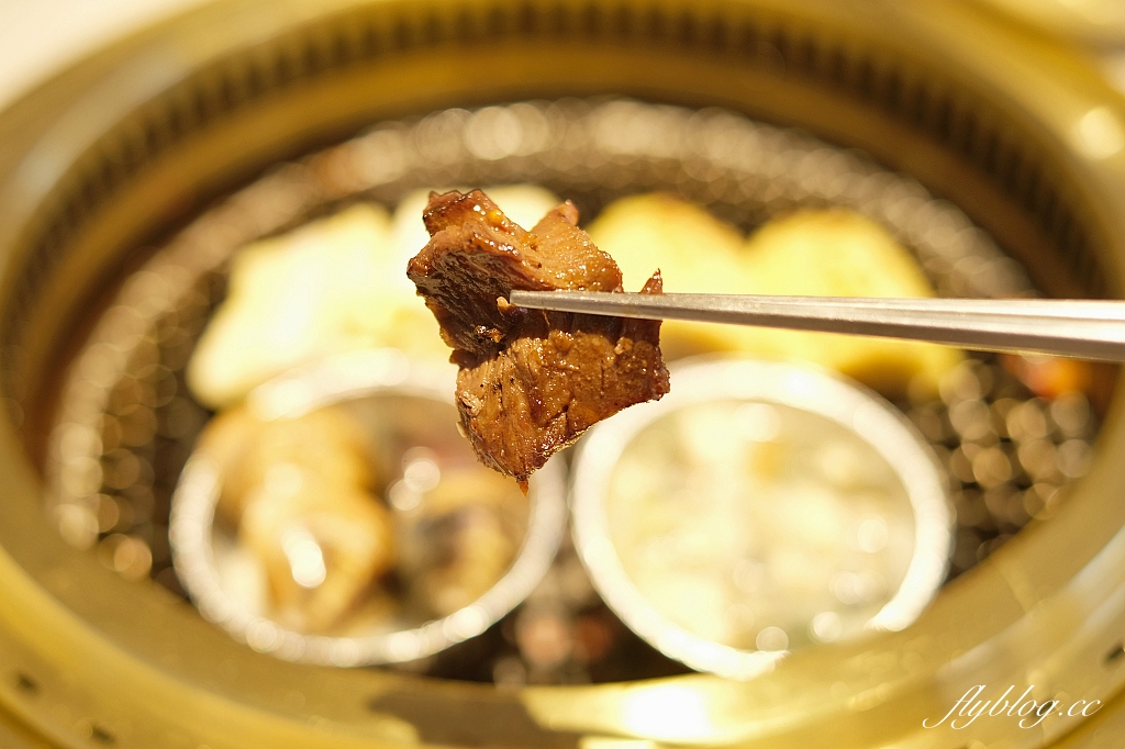 台中南屯｜三山燒肉，輕井澤最新燒肉品牌，訂位方式、菜單和食用心得分享 @飛天璇的口袋