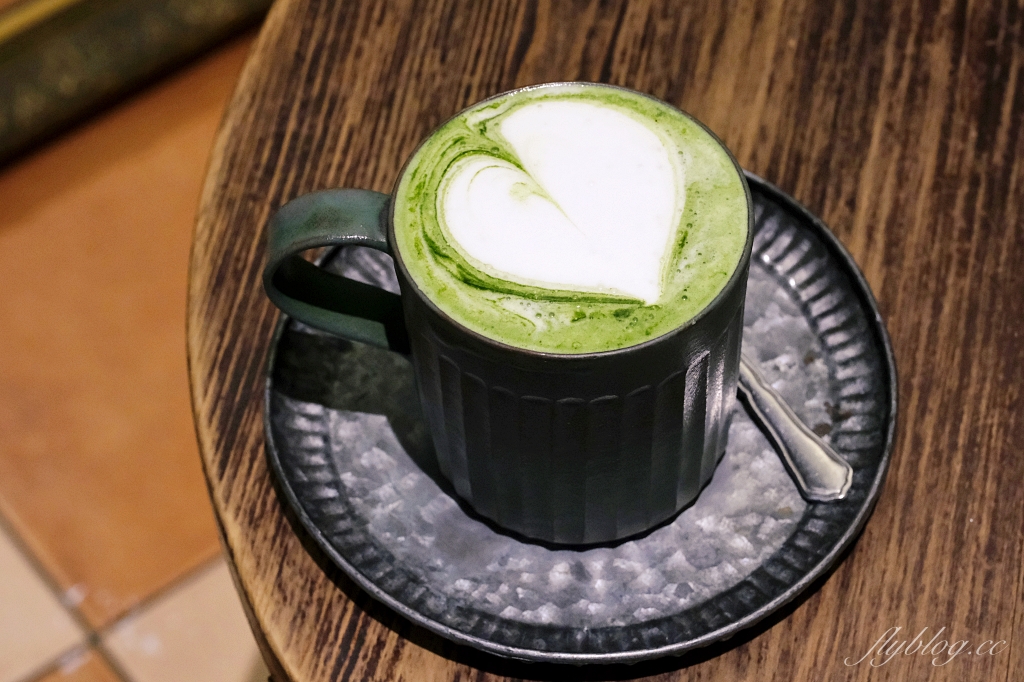 新竹東區｜Hidden off，新竹預約制咖啡館，老宅文青風氛圍，新竹大遠百周邊美食 @飛天璇的口袋