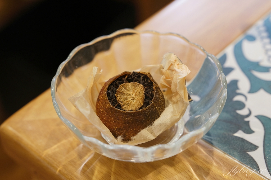 台中西區｜祥戎華茶餐室，美術館周邊巷弄裡的港式飲茶，生意好到沒預約吃不到 @飛天璇的口袋