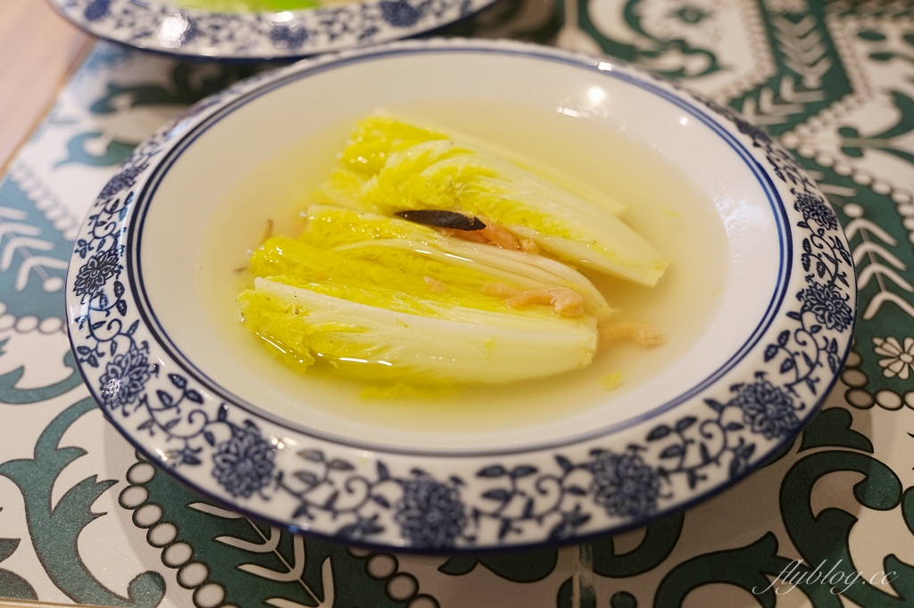 台中西區｜祥戎華茶餐室，美術館周邊巷弄裡的港式飲茶，生意好到沒預約吃不到 @飛天璇的口袋