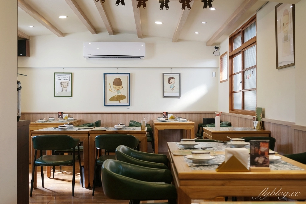 台中西區｜祥戎華茶餐室，美術館周邊巷弄裡的港式飲茶，生意好到沒預約吃不到 @飛天璇的口袋