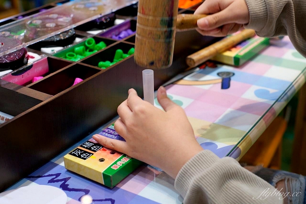 宜蘭蘇澳｜蜡藝蠟筆城堡，宜蘭巨大版臘筆觀光工廠，趣味手作DIY和彩虹溜滑梯 @飛天璇的口袋