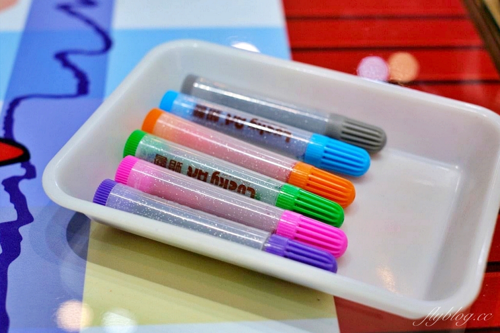 宜蘭蘇澳｜蜡藝蠟筆城堡，宜蘭巨大版臘筆觀光工廠，趣味手作DIY和彩虹溜滑梯 @飛天璇的口袋