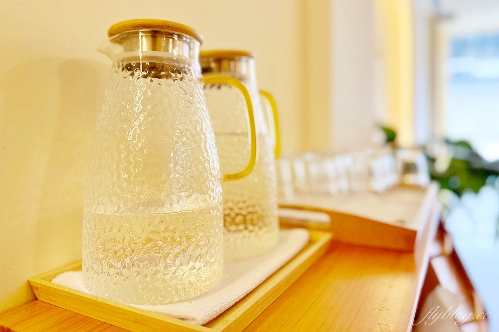 台中西區｜Mellow Yellow早午餐，宛如法式料理的早午餐饗宴，國美館商圈清新黃色小屋 @飛天璇的口袋