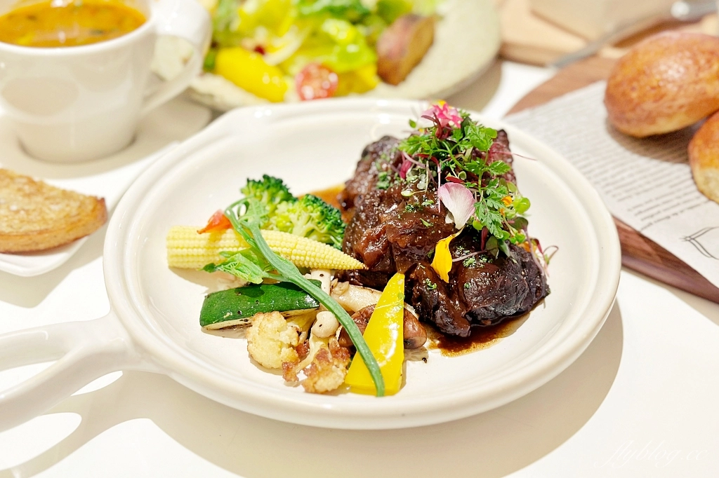 台中西區｜Mellow Yellow早午餐，宛如法式料理的早午餐饗宴，國美館商圈清新黃色小屋 @飛天璇的口袋