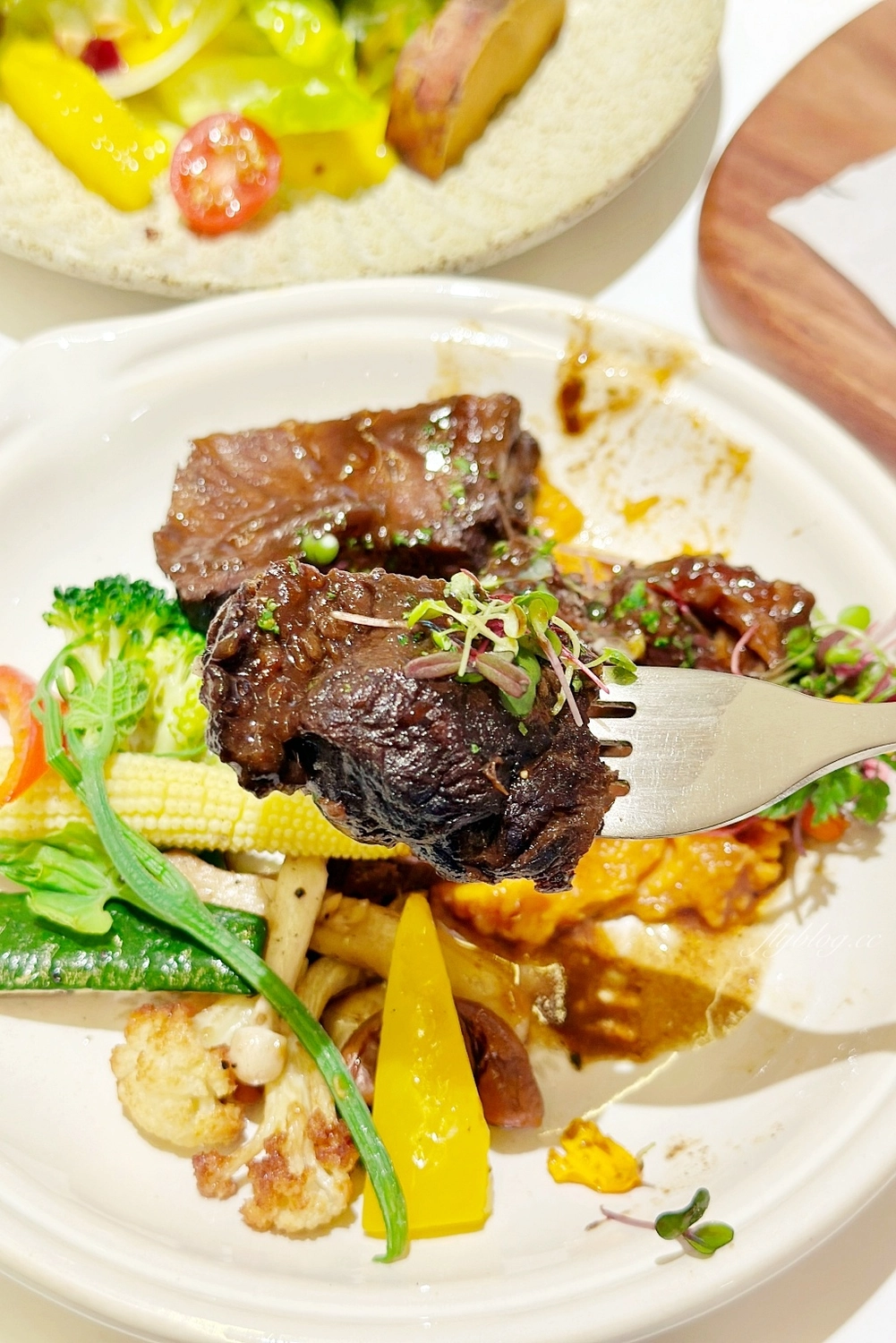 台中西區｜Mellow Yellow早午餐，宛如法式料理的早午餐饗宴，國美館商圈清新黃色小屋 @飛天璇的口袋