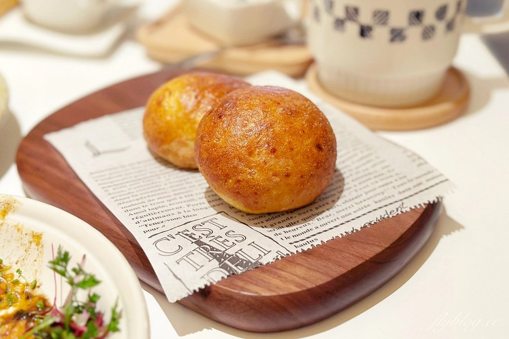 台中西區｜Mellow Yellow早午餐，宛如法式料理的早午餐饗宴，國美館商圈清新黃色小屋 @飛天璇的口袋