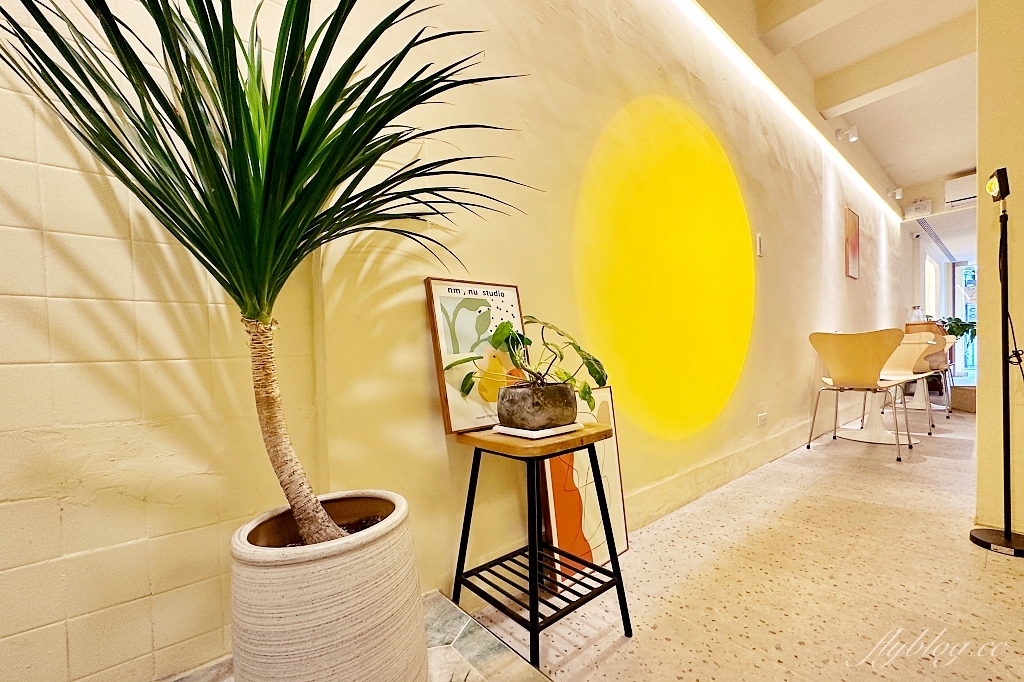 台中西區｜Mellow Yellow早午餐，宛如法式料理的早午餐饗宴，國美館商圈清新黃色小屋 @飛天璇的口袋