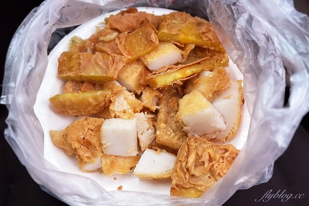 台中西區|向上市場炸粿,下午3點半才出沒,隱身市場裡的炸粿老攤 @飛天璇的口袋 台中西區|向上市場炸粿,下午3點半才出沒,隱身市場裡的炸粿老攤 @飛天璇的口袋