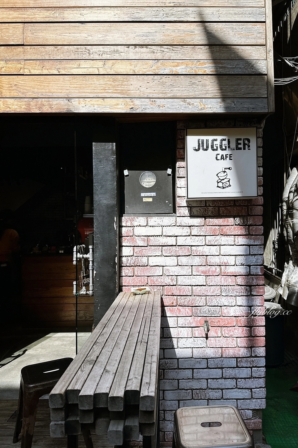 台中西區｜Juggler Cafe，台中道地澳式早午餐店推薦，隱身廣三SOGO百貨後方巷子內 @飛天璇的口袋