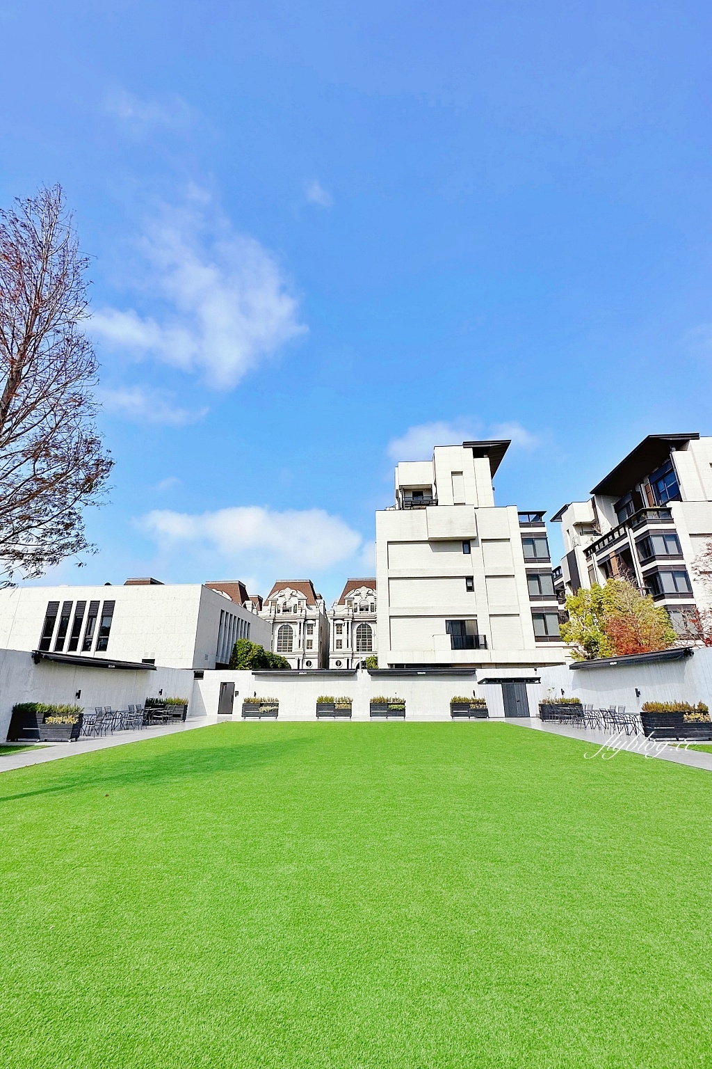 台中西屯｜GEOLIAM 門門，大片草皮的野餐風網美咖啡館，面對整排西屯豪宅歐式建築 @飛天璇的口袋