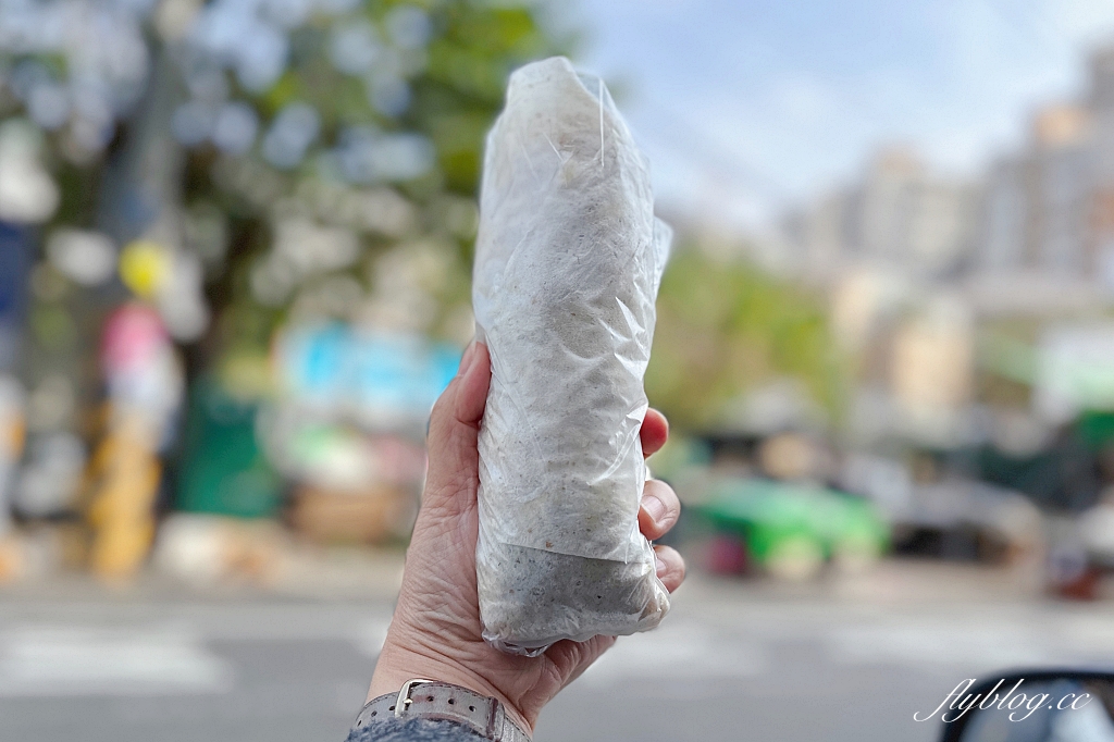 台中北屯｜阿靜の潤餅，原第二市場20年潤餅老店，北屯新一點利黃昏市場也吃得到了 @飛天璇的口袋