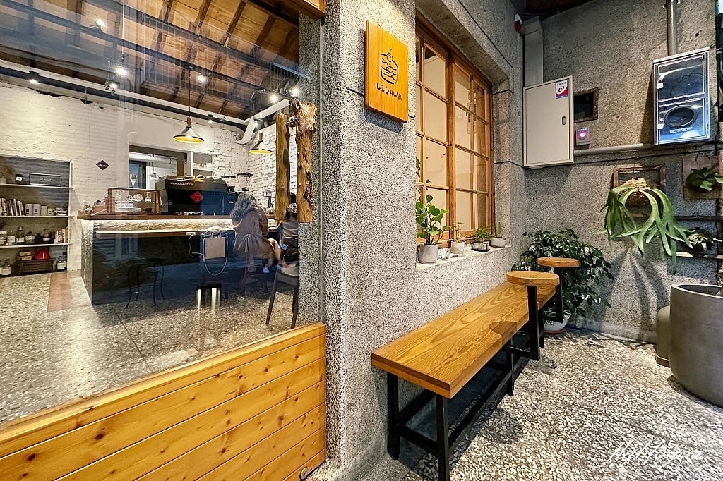 台中東區|LIGAWA dessert 哩嘎哇,台中東區老宅咖啡館,甜點咖啡都很有水準 @飛天璇的口袋 台中東區|LIGAWA dessert 哩嘎哇,台中東區老宅咖啡館,甜點咖啡都很有水準 @飛天璇的口袋