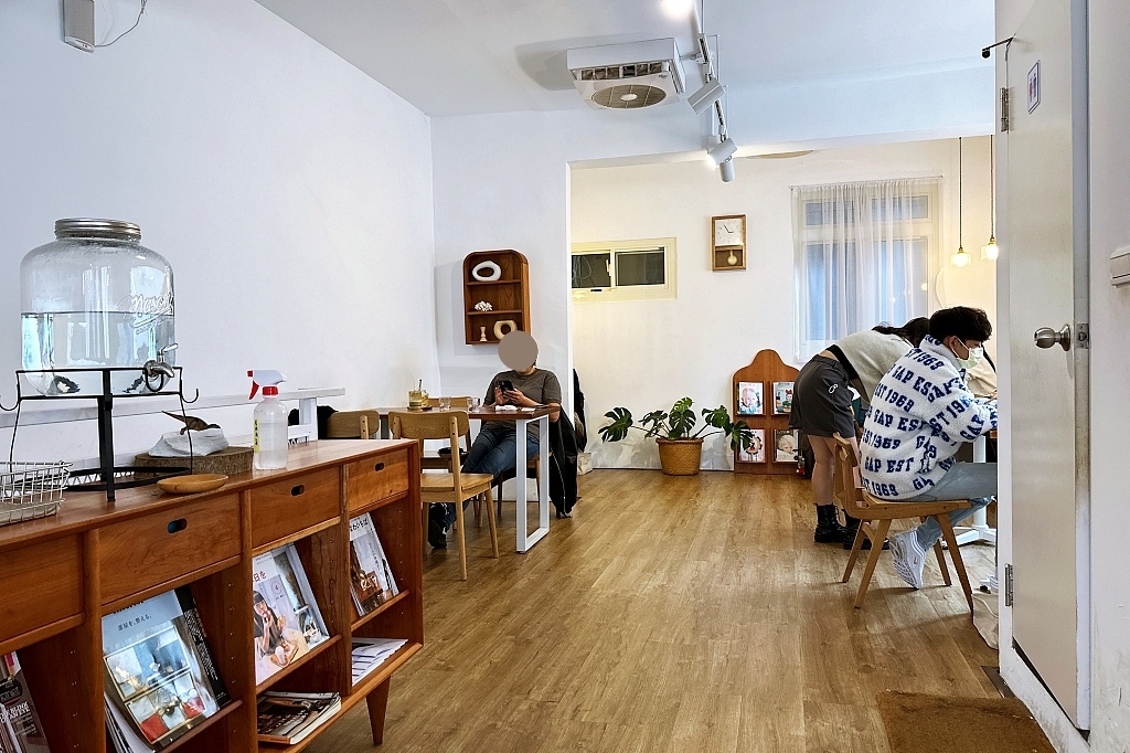 桃園甜點｜辺間屋梅子，風禾公園附近文青風咖啡館，除了甜食也有鹹食供應 @飛天璇的口袋