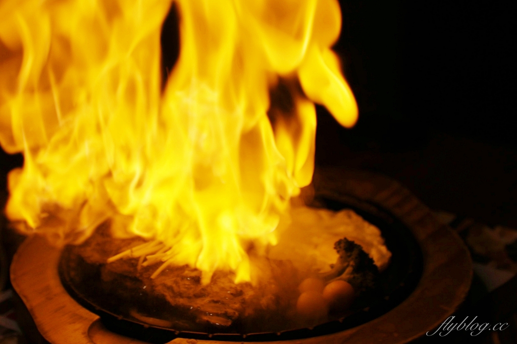 宜蘭五結｜來來牛排館．東台灣限定的平價牛排，飲料喝到飽加麵不加價 @飛天璇的口袋