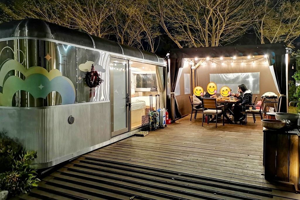 桃園龍潭｜朋趣Bon Chill Glamping．一泊四食豪華露營車，小孩子玩瘋的遊樂場 @飛天璇的口袋