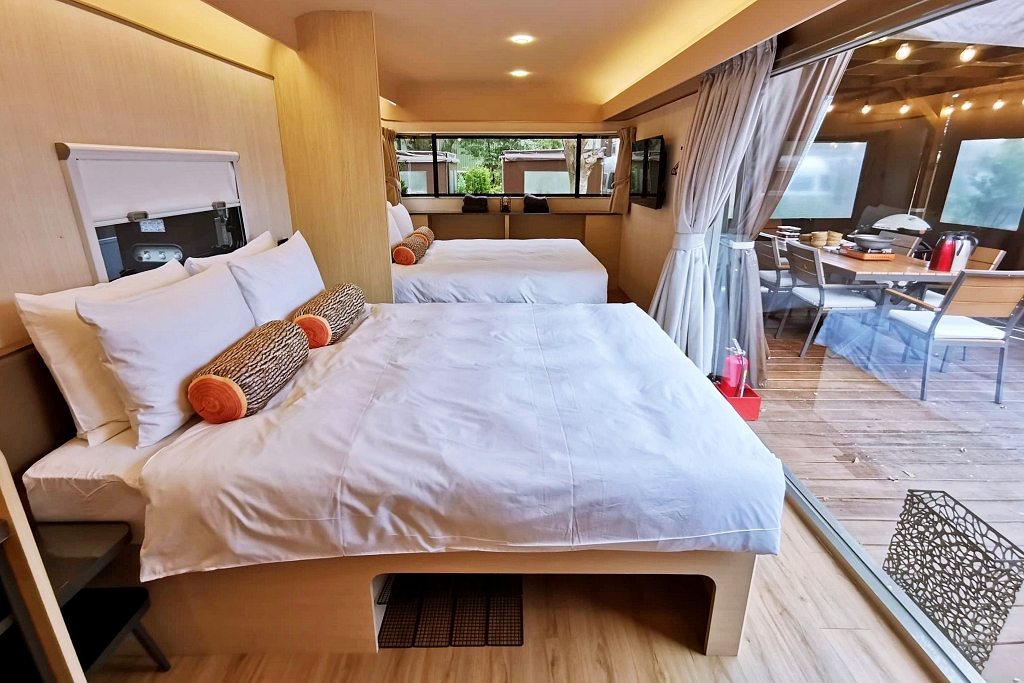 桃園龍潭｜朋趣Bon Chill Glamping．一泊四食豪華露營車，小孩子玩瘋的遊樂場 @飛天璇的口袋