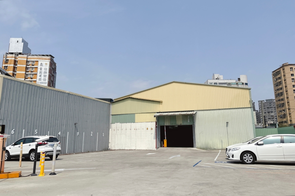 台中西屯|老鋪子湯包,超大顆的會噴汁湯包,逢甲商圈學生族最愛的銅板美食 @飛天璇的口袋 台中西屯|老鋪子湯包,超大顆的會噴汁湯包,逢甲商圈學生族最愛的銅板美食 @飛天璇的口袋