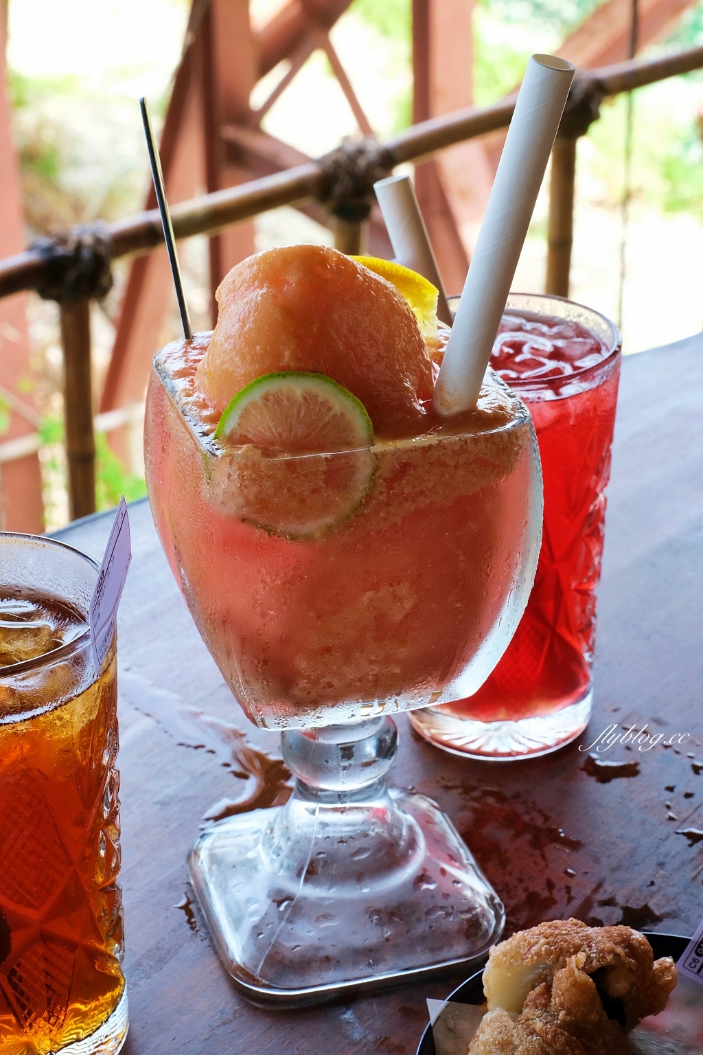 台東東河｜可可娜咖啡，坐擁180度太平洋海景，台東看海的景觀餐廳(附菜單) @飛天璇的口袋