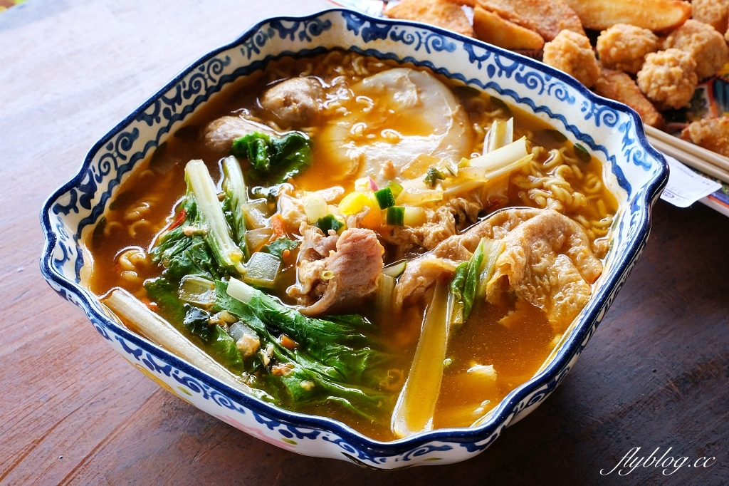 台東東河｜可可娜咖啡，坐擁180度太平洋海景，台東看海的景觀餐廳(附菜單) @飛天璇的口袋